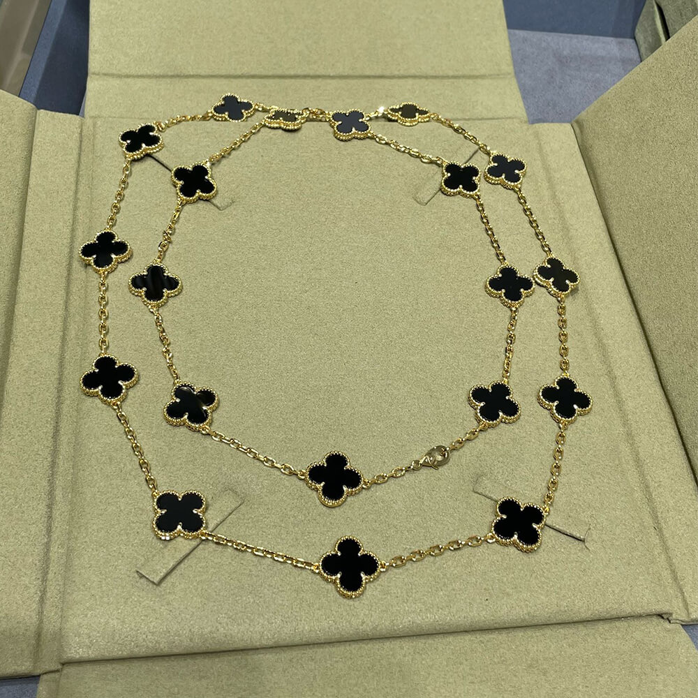 VCA Vintage Alhambra long necklace, 20 motifs