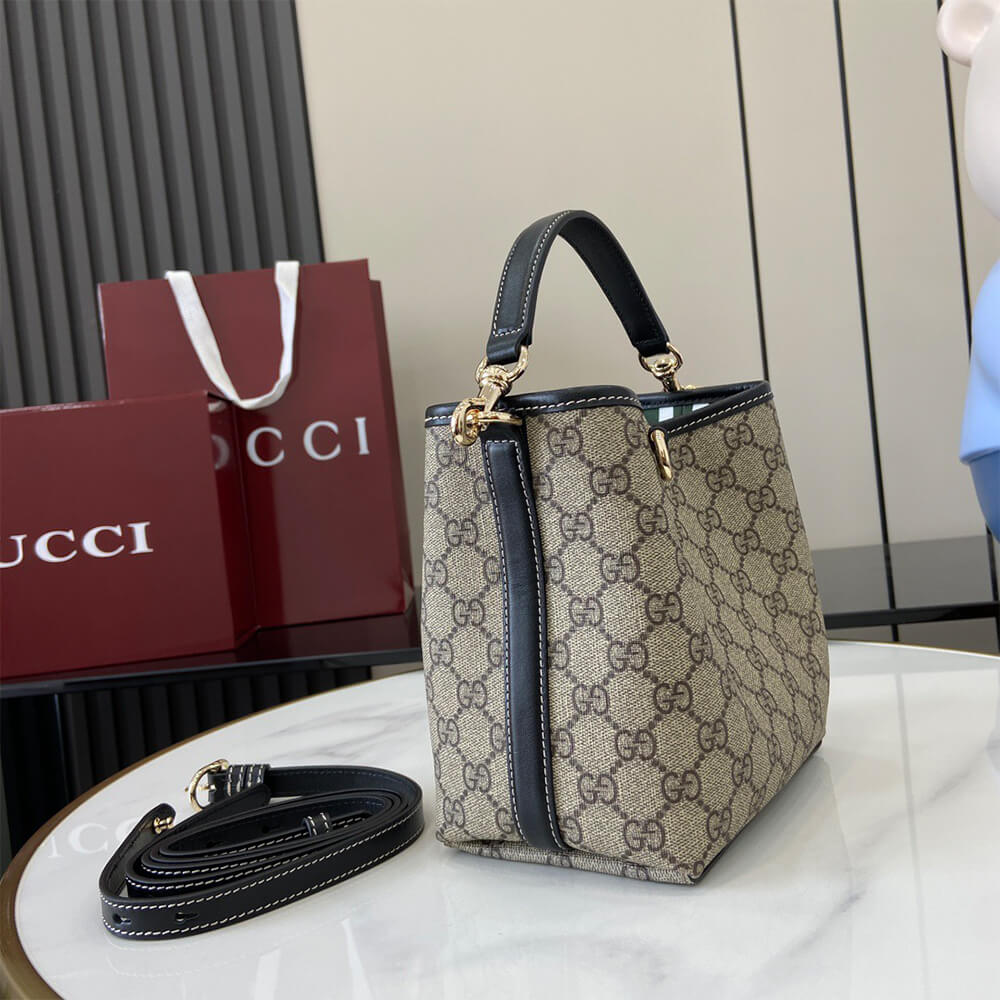 GG Emblem mini bucket bag