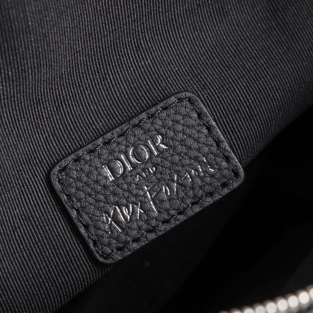 D10r Saddle Bag