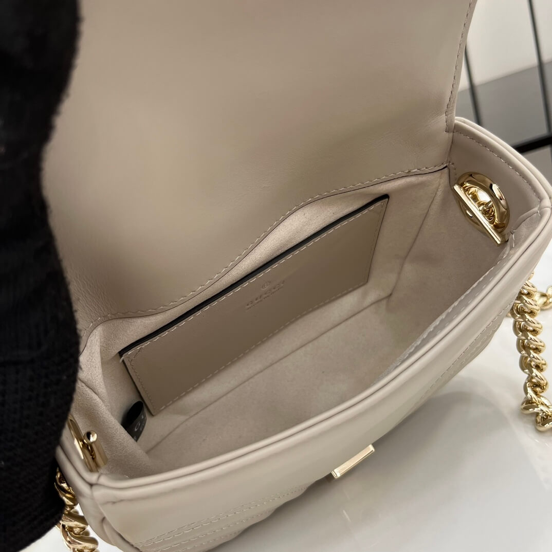 GG Marmont mini top handle bag