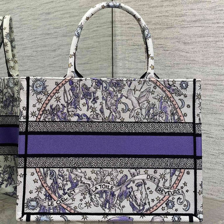 D10r Lucky Medium D10r Book Tote