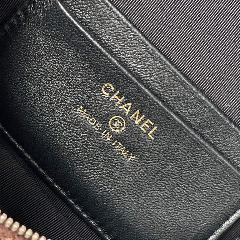 Ch**el Vanity with Chain(HIGH-END GRADE)